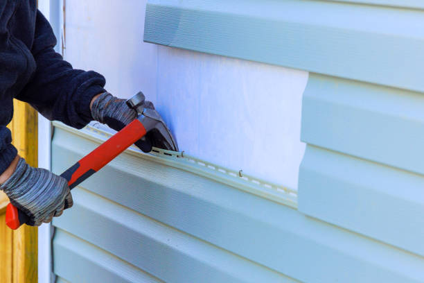Reliable Siding contractor in Florence, OR by Squared Siding